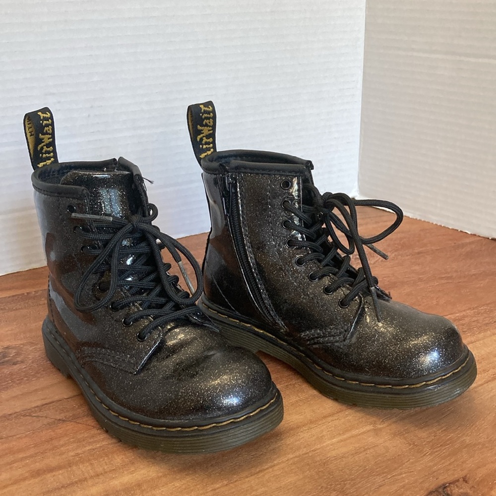 DR. MARTENS 1460 AIR WAIR BLACK COATED GLITTER  KIDS BOOTS  115827775096